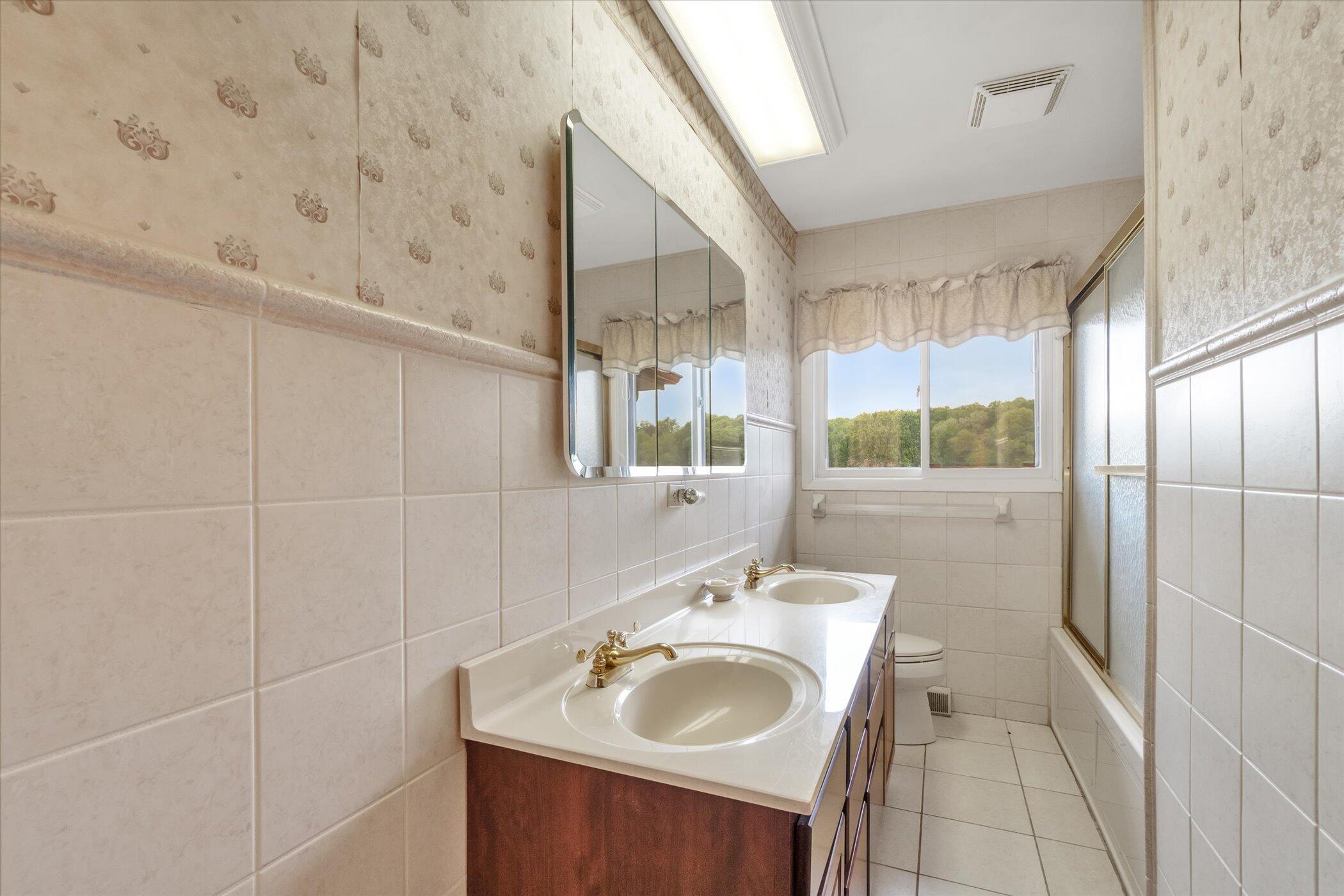 5673 Ackerson Lake Road Jackson, MI 49201 - Photo 24 of 55 26-5673-Ackerson-Lake-Rd-WindowStill-Rea