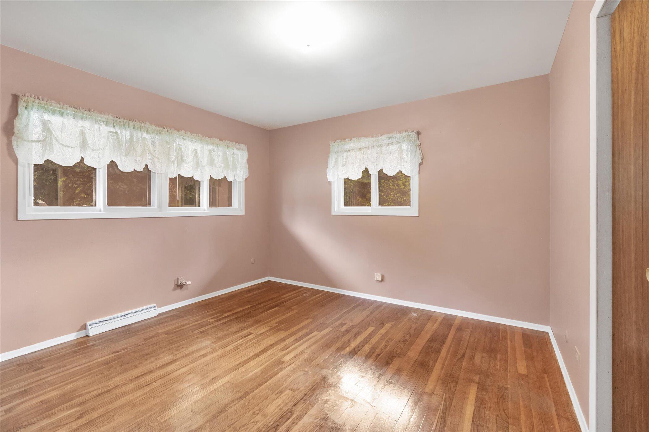 5673 Ackerson Lake Road Jackson, MI 49201 - Photo 30 of 55 32-5673-Ackerson-Lake-Rd-WindowStill-Rea