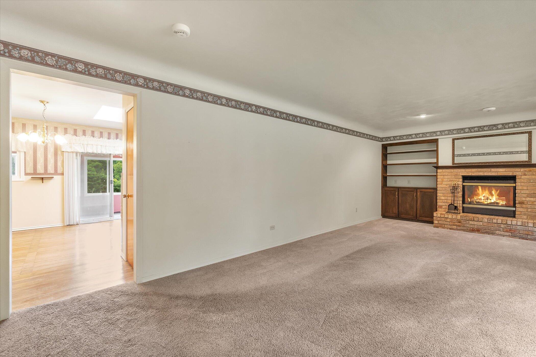 5673 Ackerson Lake Road Jackson, MI 49201 - Photo 6 of 55 08-5673-Ackerson-Lake-Rd-WindowStill-Rea