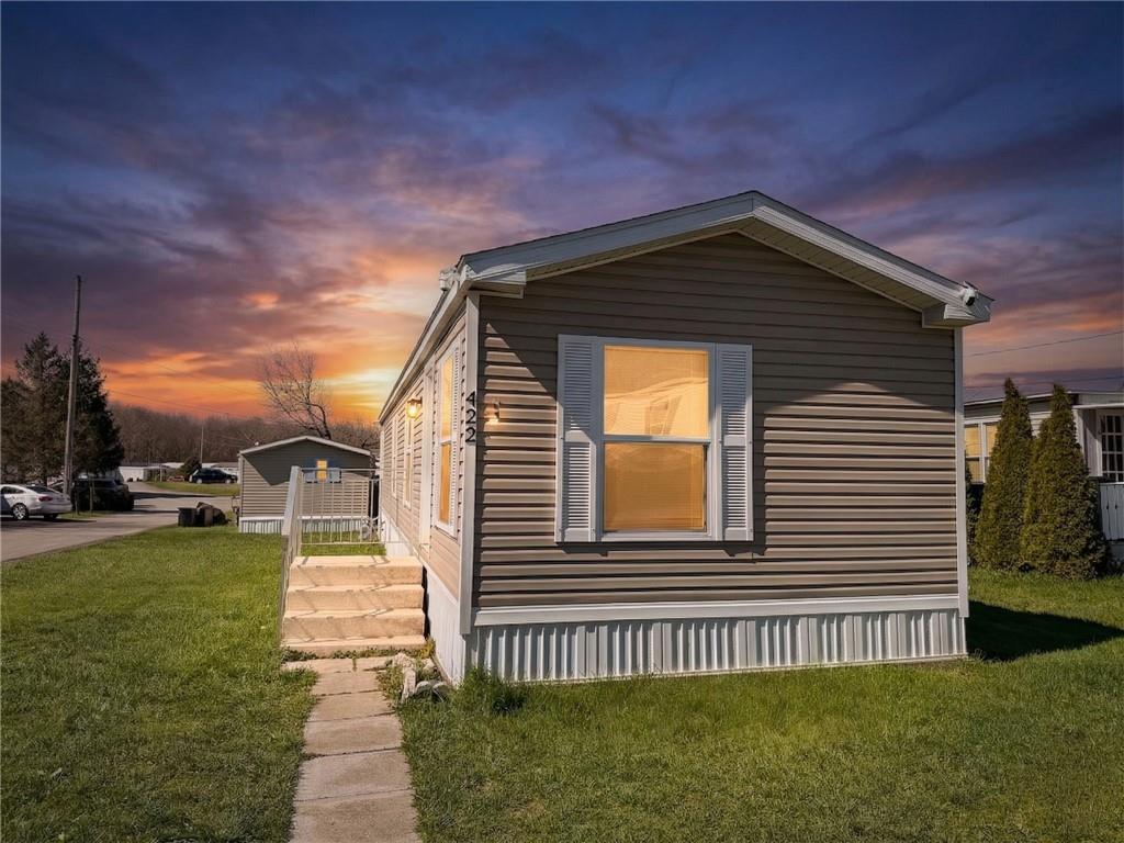 422 Magnolia Street Rochester, PA 15074 - Photo 4 of 18