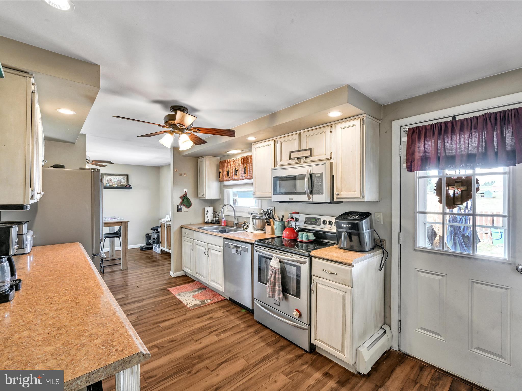 188 Dad Burnhams Road Pine Grove, PA 17963 - Photo 12 of 37 Kitchen