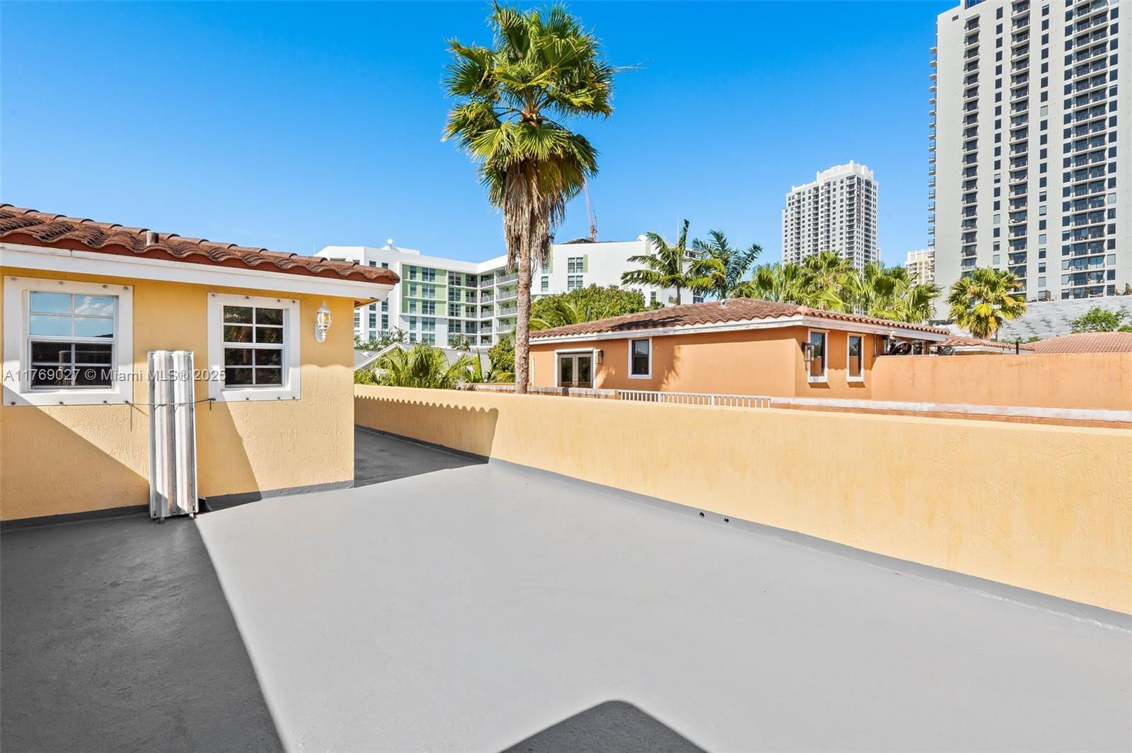 419 Southwest 5th Street, Unit 419 Fort Lauderdale, FL 33315 - Photo 42 of 44 a house view with a garden space