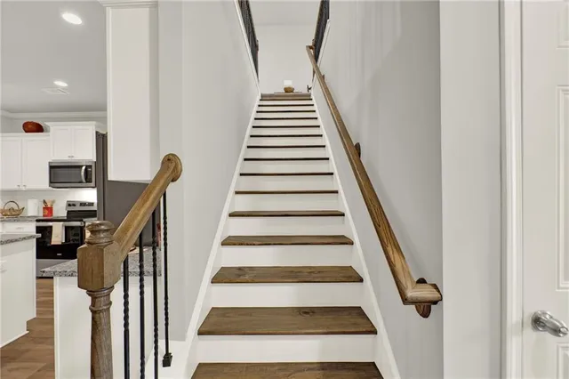 $399,900 | 5310 Gray Birch Bend, Flowery Branch, GA 30542