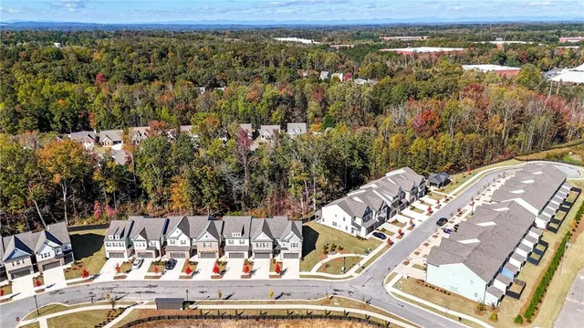 $399,900 | 5310 Gray Birch Bend, Flowery Branch, GA 30542