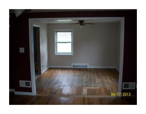 24138 Edison Road South Bend, IN 46628 - Photo 5 of 10