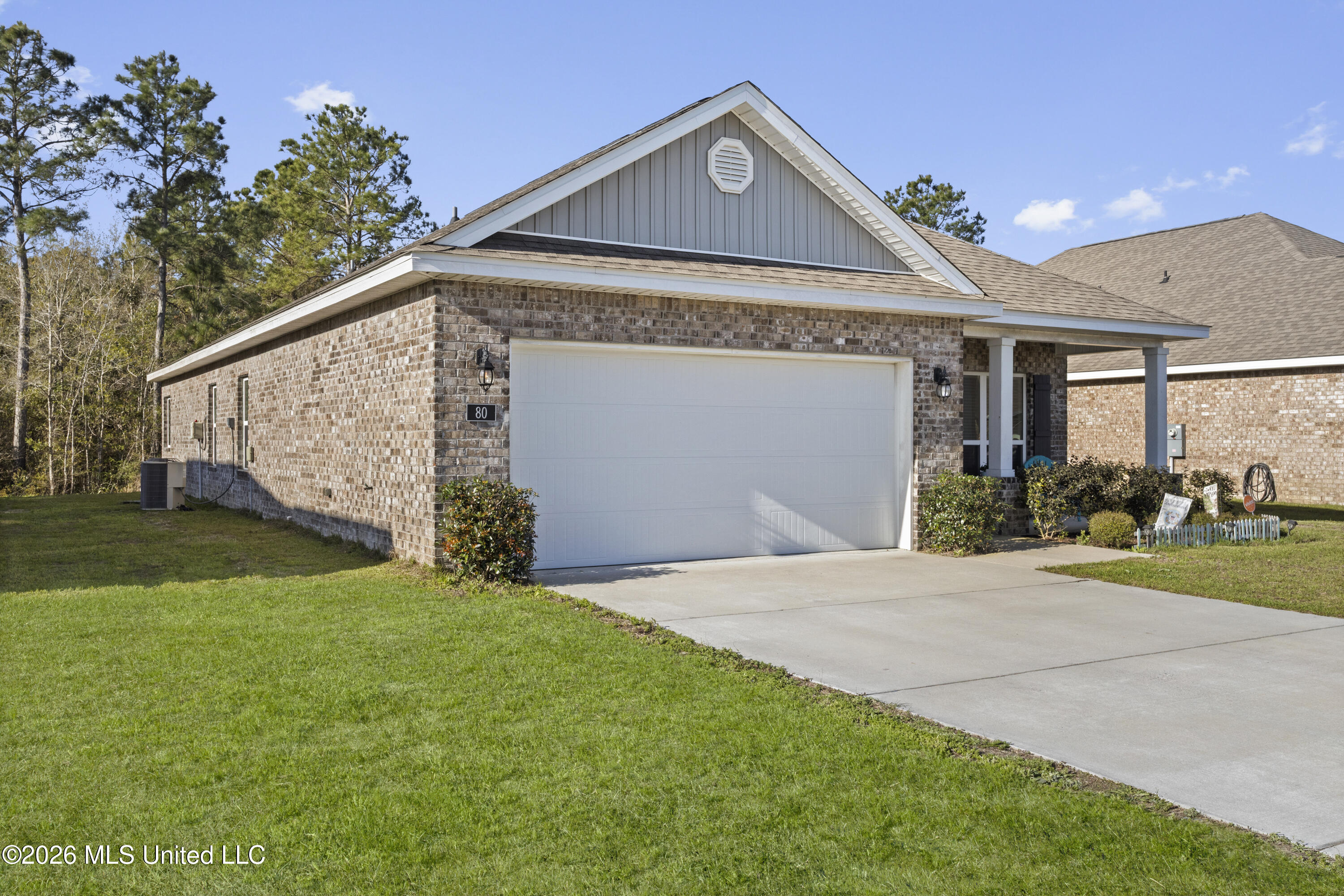 80 Saltmeadow Circle Ocean Springs, MS 39564 - Photo 3 of 31 0003