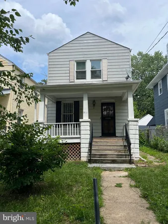 $2,300 | 3711 22nd Street Northeast, Washington, DC 20018