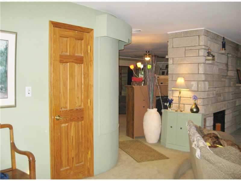 3202 Manning Road Indianapolis, IN 46228 - Photo 3 of 22 Gallery Image 3