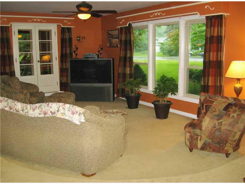 3202 Manning Road Indianapolis, IN 46228 - Photo 4 of 22 Gallery Image 4