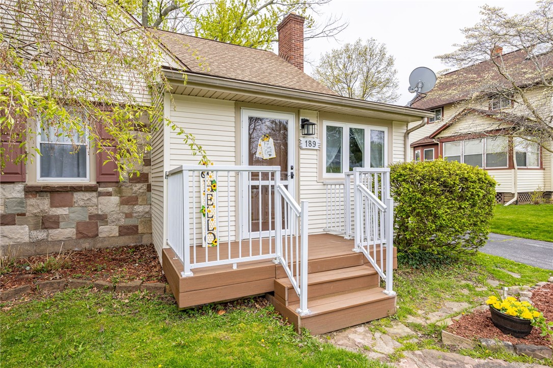 189 Cinnabar Road Irondequoit, NY 14617 - Photo 4 of 31