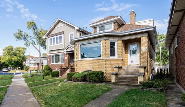 $489,000 | 7718 Westwood, Elmwood Park, IL 60707