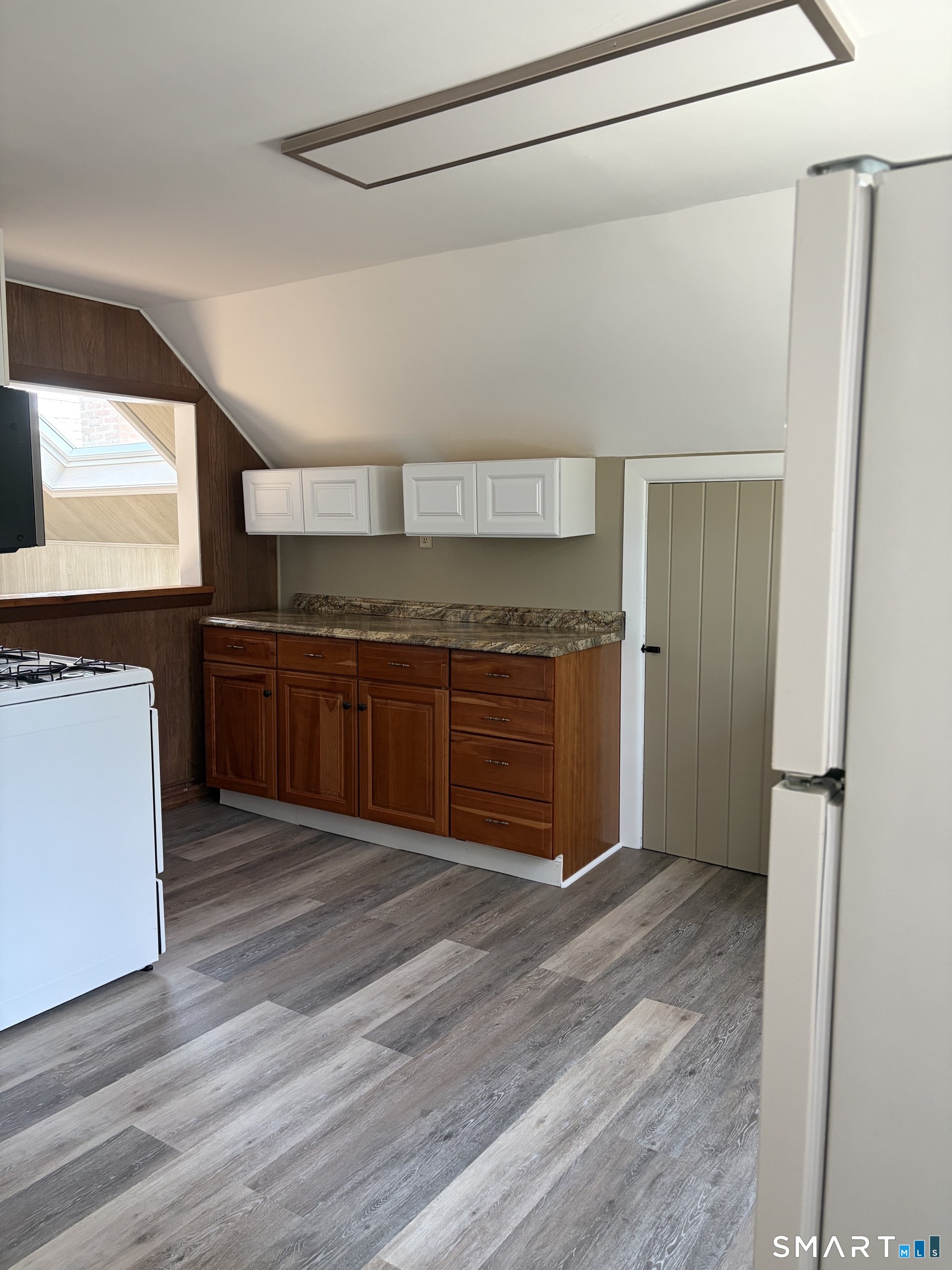 46 Broad Street Torrington, CT 06790 - Photo 3 of 10