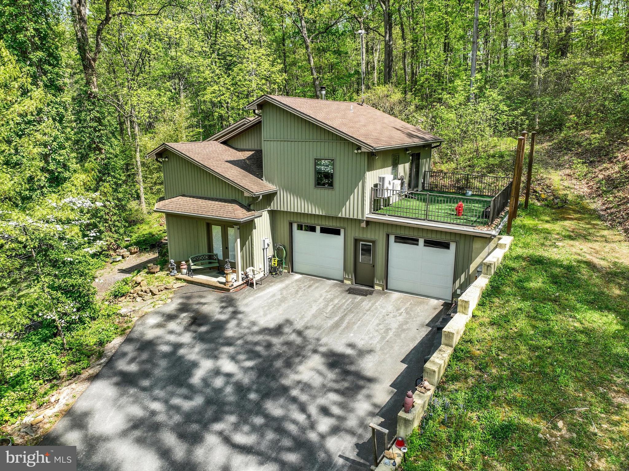 127 Halls Road Red Lion, PA 17356 - Photo 1 of 133