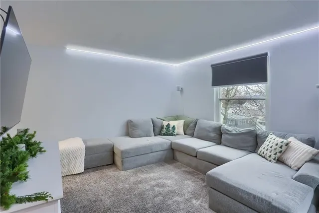 $179,900 | 501 Summit Avenue, Ellwood City, PA 16117