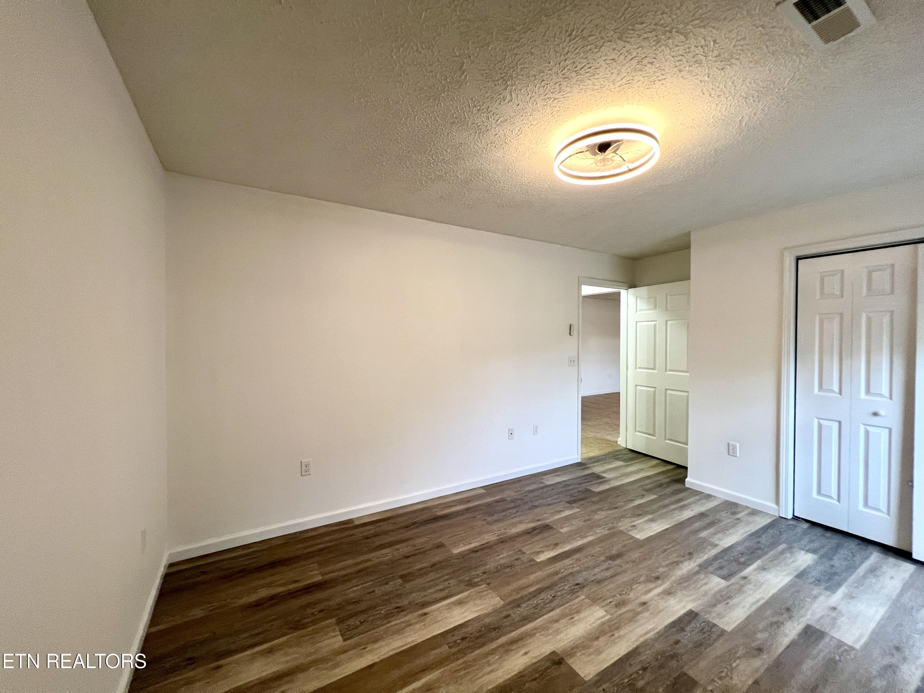 2709 Roberts Road Kodak, TN 37764 - Photo 30 of 40 20251007_124818125_iOS