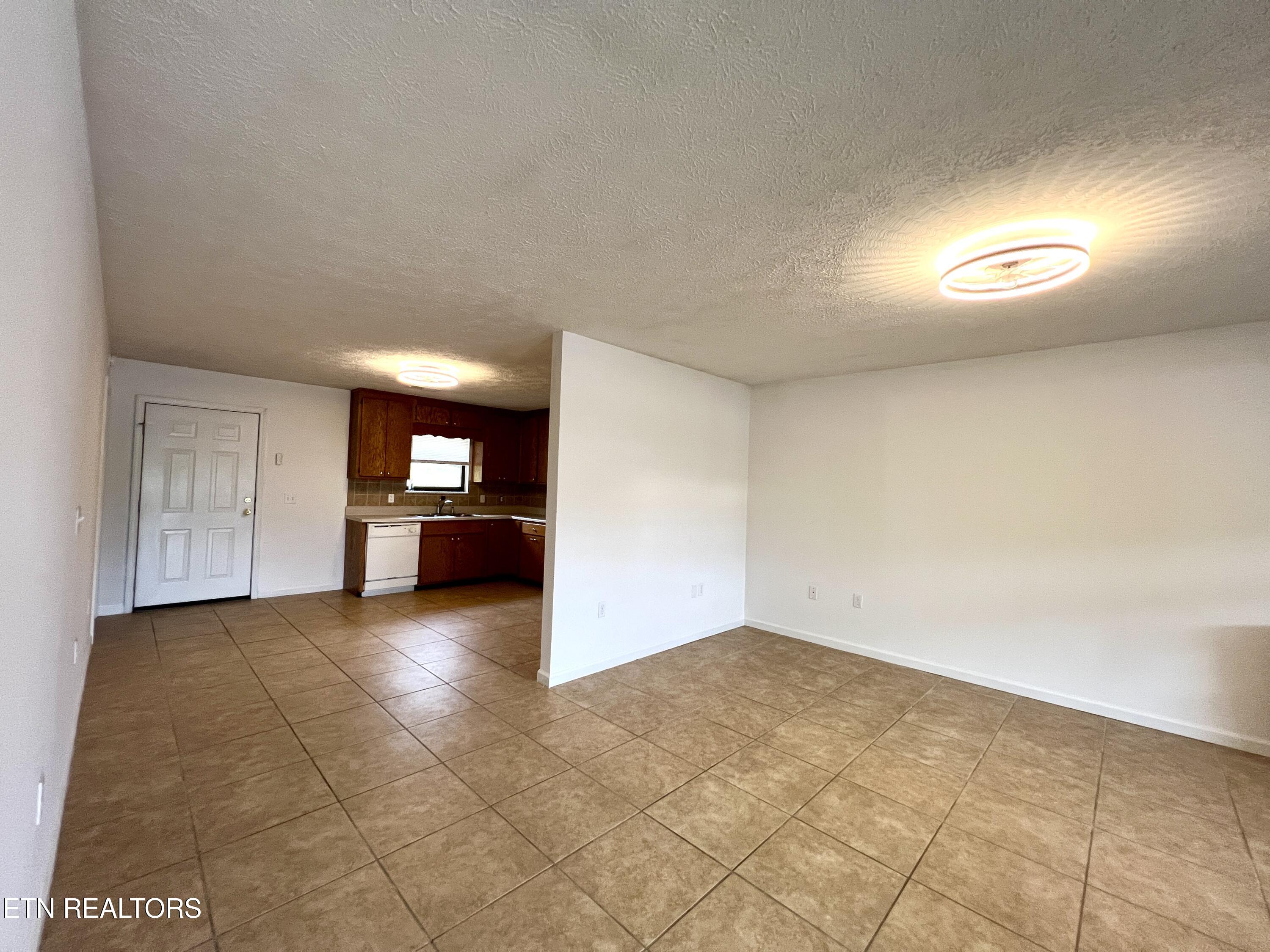 2709 Roberts Road Kodak, TN 37764 - Photo 31 of 40 20251007_124839308_iOS