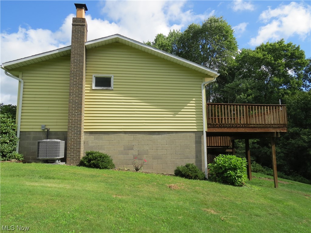 10130 Lee Road Minerva, OH 44657 - Photo 4 of 35 South end of house
