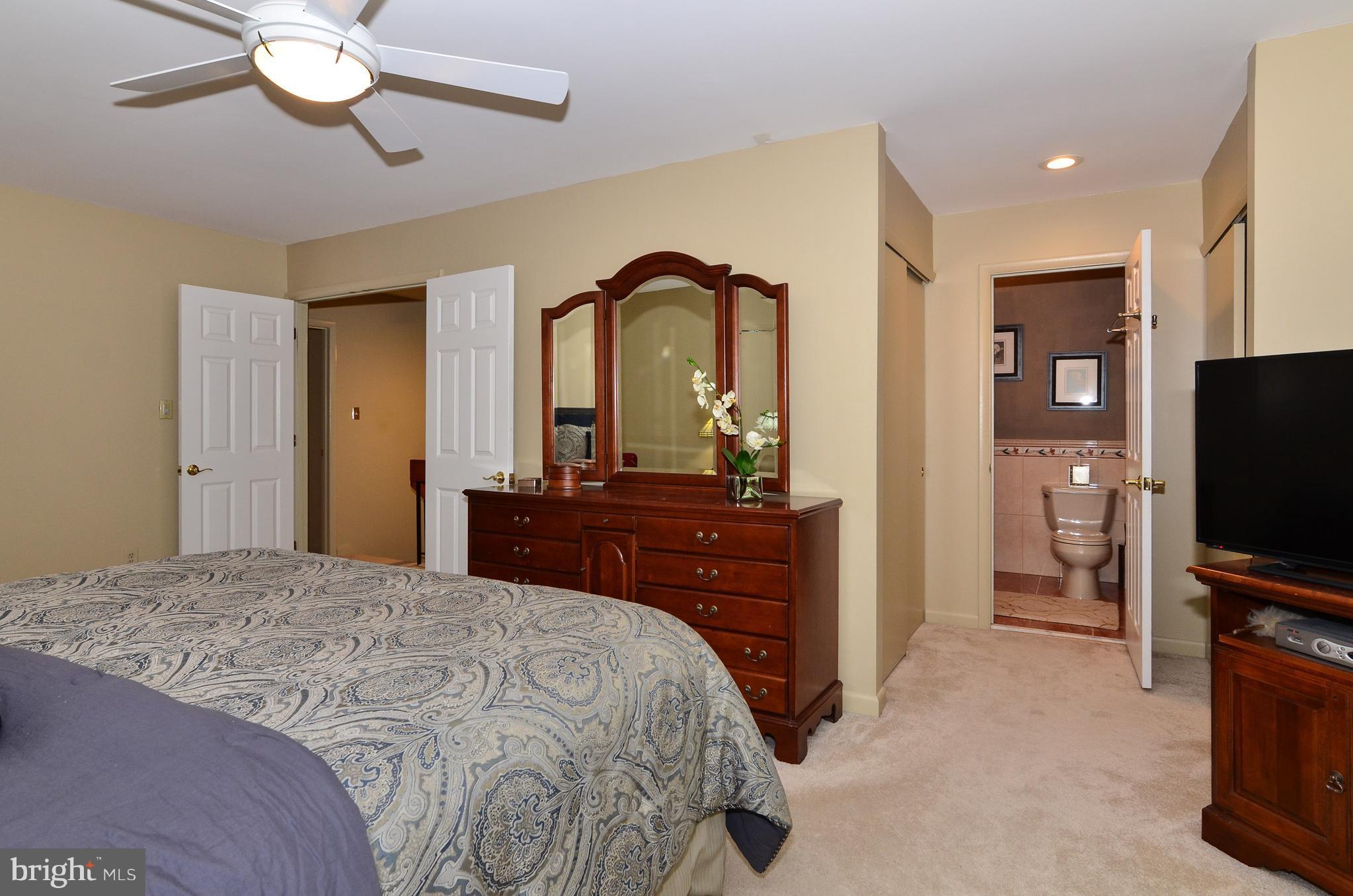 2023 Wethersfield Court Reston, VA 20191 - Photo 16 of 30 Bedroom (Master)