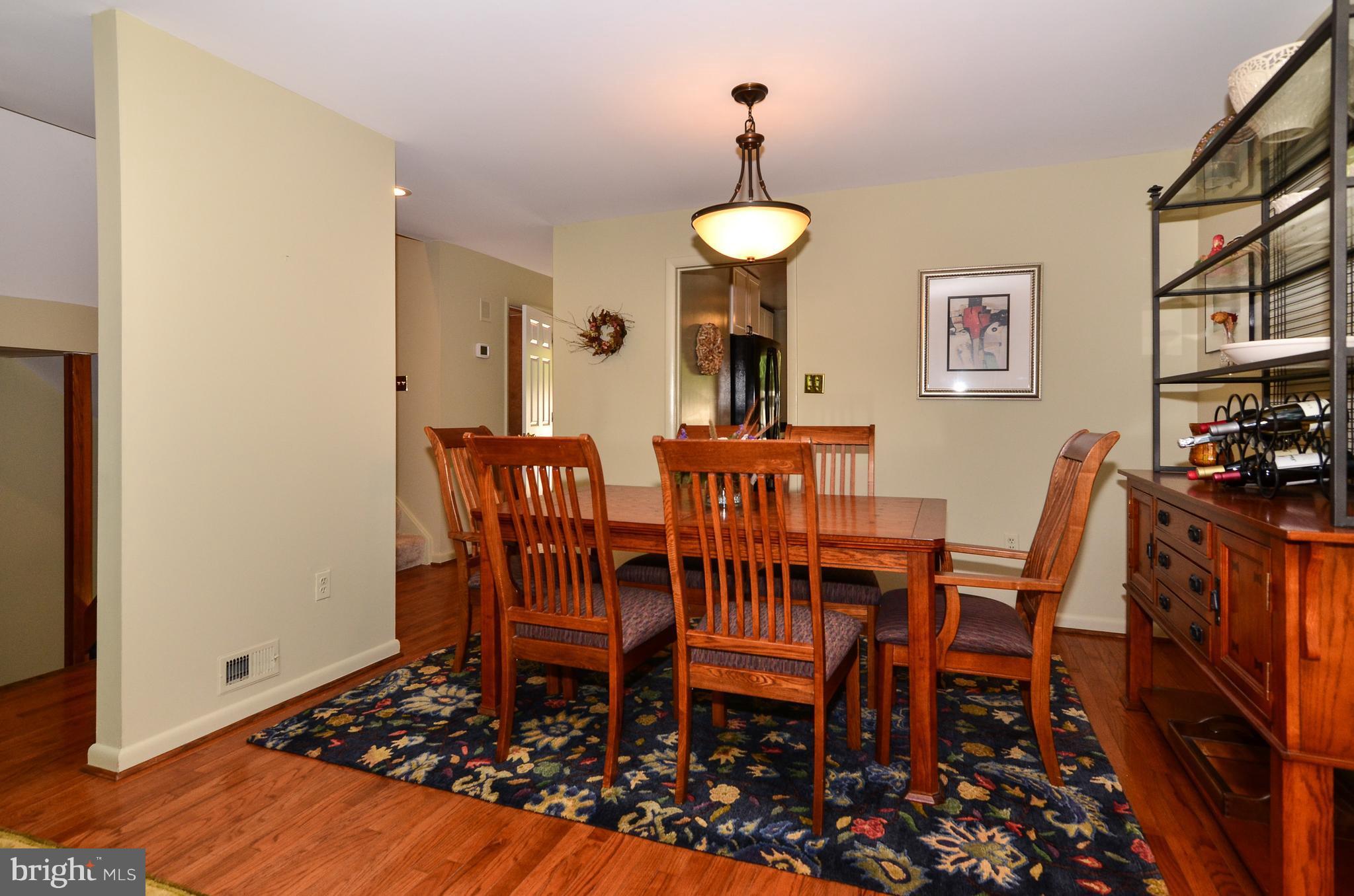 2023 Wethersfield Court Reston, VA 20191 - Photo 9 of 30 Dining Room