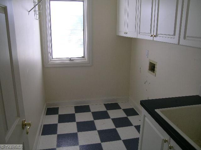 135 Suntree Road Advance, NC 27006 - Photo 4 of 16 Laundry Room. Off Kitchen