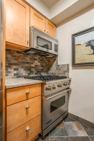 $1,995,000 | 4 East 82nd Street, Unit 1F2F | Upper East Side