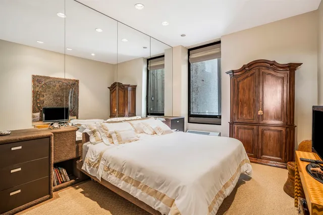 $1,995,000 | 4 East 82nd Street, Unit 1F2F | Upper East Side