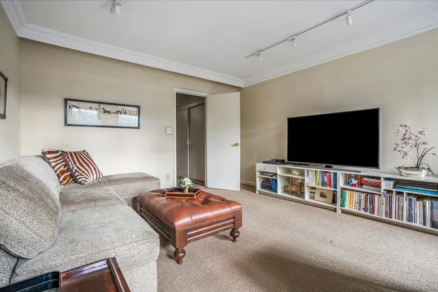 $1,995,000 | 4 East 82nd Street, Unit 1F2F | Upper East Side