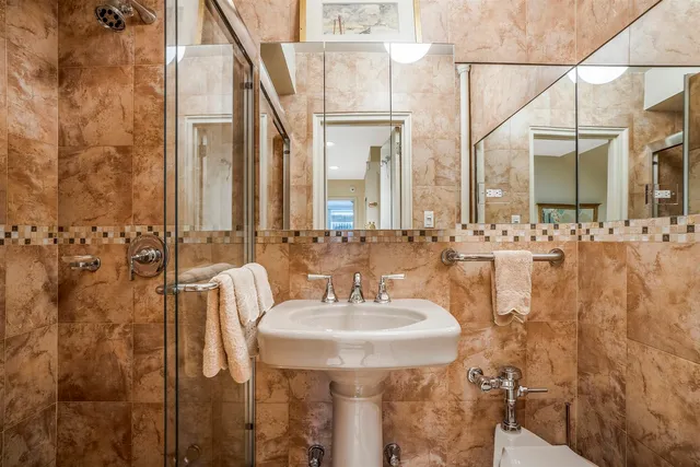 $1,995,000 | 4 East 82nd Street, Unit 1F2F | Upper East Side