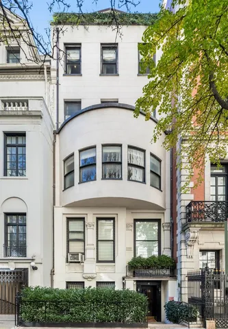 $1,995,000 | 4 East 82nd Street, Unit 1F2F | Upper East Side