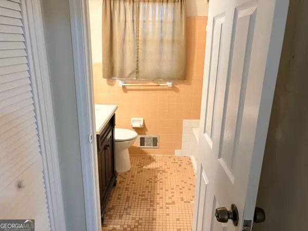 $1,375 | 407 A Fayetteville Road, Jonesboro, GA 30236