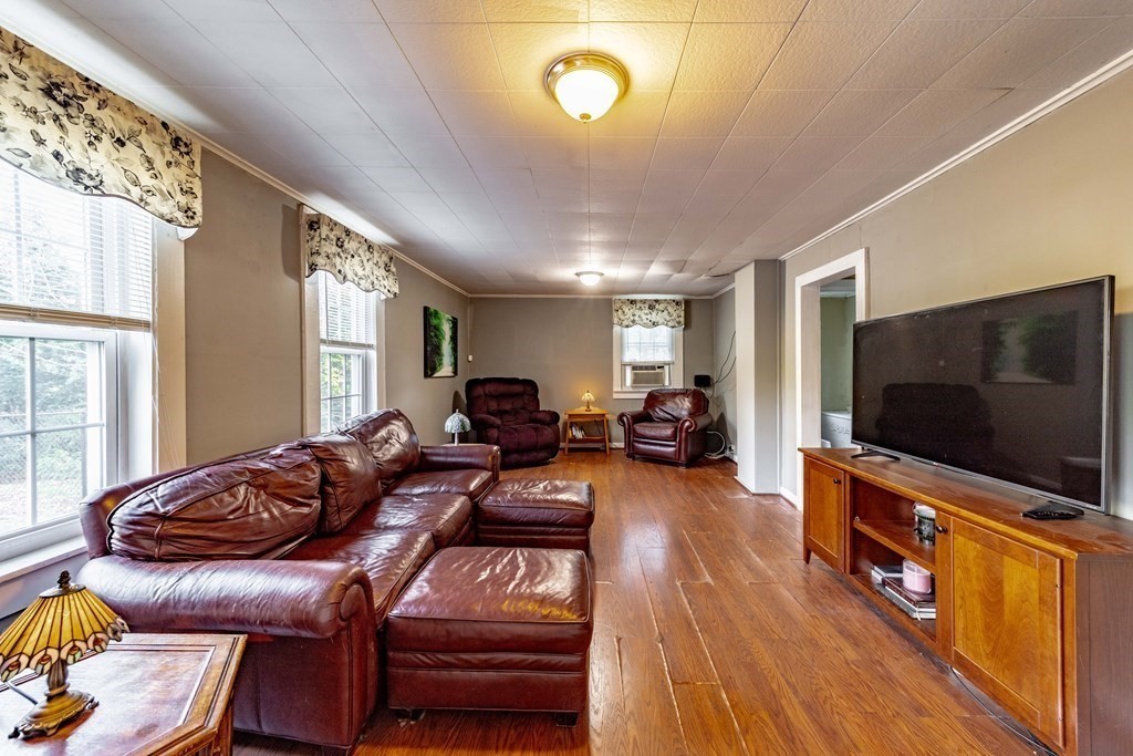 55 NW Road Westfield, MA 01085 - Photo 9 of 34 Gallery Image 9