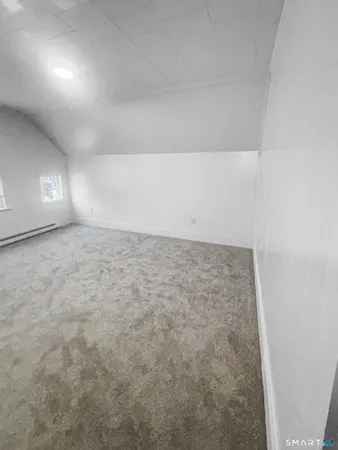 $1,400 | 1235 Bank Street, Unit 2, Waterbury, CT 06708