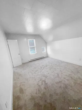 $1,400 | 1235 Bank Street, Unit 2, Waterbury, CT 06708