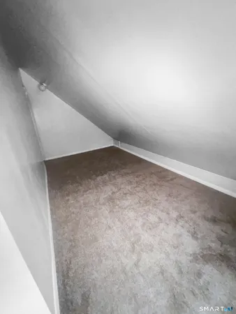 $1,400 | 1235 Bank Street, Unit 2, Waterbury, CT 06708