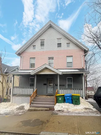 $1,400 | 1235 Bank Street, Unit 2, Waterbury, CT 06708