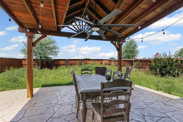 $410,000 | 3900 Moorcroft Road, Frisco, TX 75036