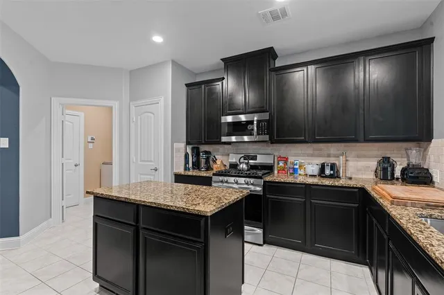 $410,000 | 3900 Moorcroft Road, Frisco, TX 75036