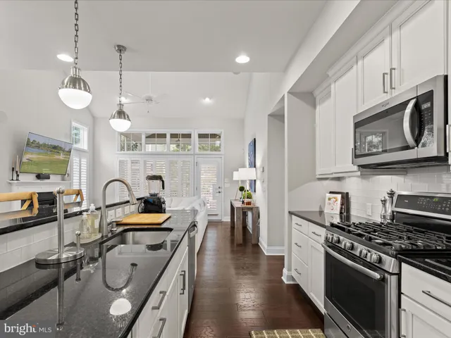 $925,000 | 31207 Whitecap Way, Selbyville, DE 19975