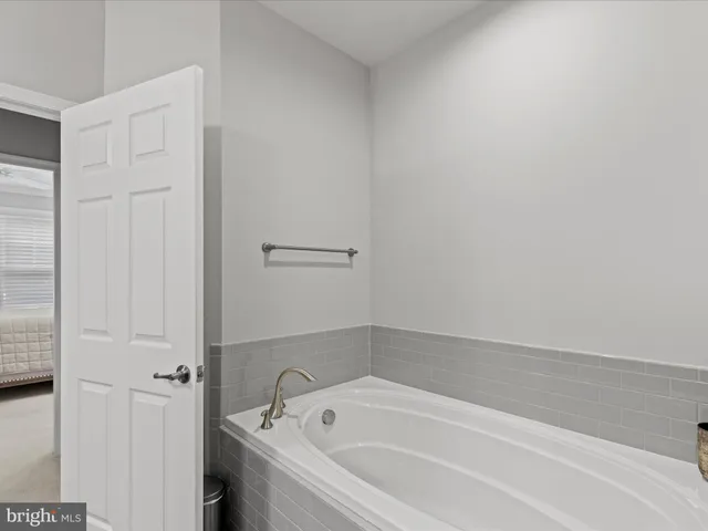 $925,000 | 31207 Whitecap Way, Selbyville, DE 19975