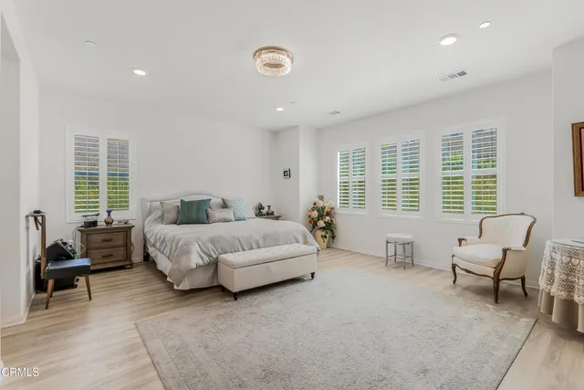 $1,149,990 | 566 Purple Sage Lane, Simi Valley, CA 93065