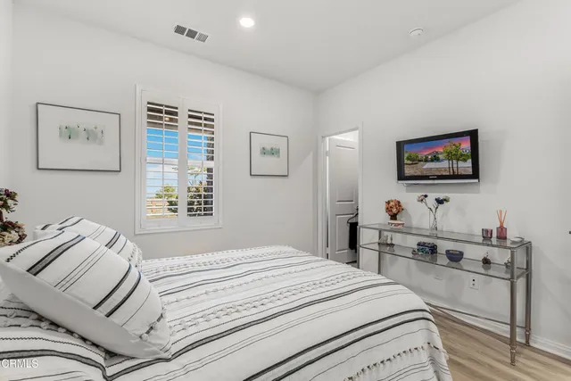 $1,149,990 | 566 Purple Sage Lane, Simi Valley, CA 93065