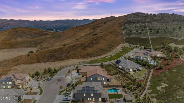 $1,149,990 | 566 Purple Sage Lane, Simi Valley, CA 93065