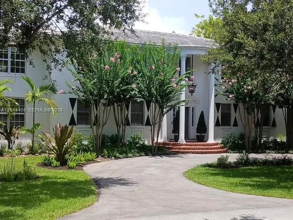$7,300 | 2828 Segovia Street, Coral Gables, FL 33134