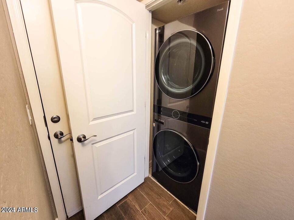 2150 West Alameda Road, Unit 1169 Phoenix, AZ 85085 - Photo 11 of 26 a close view of a washer and dryer