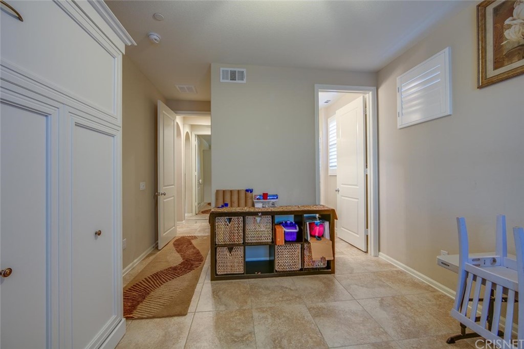 20855 Piazza Way Porter Ranch, CA 91326 - Photo 3 of 38 a view of car garage