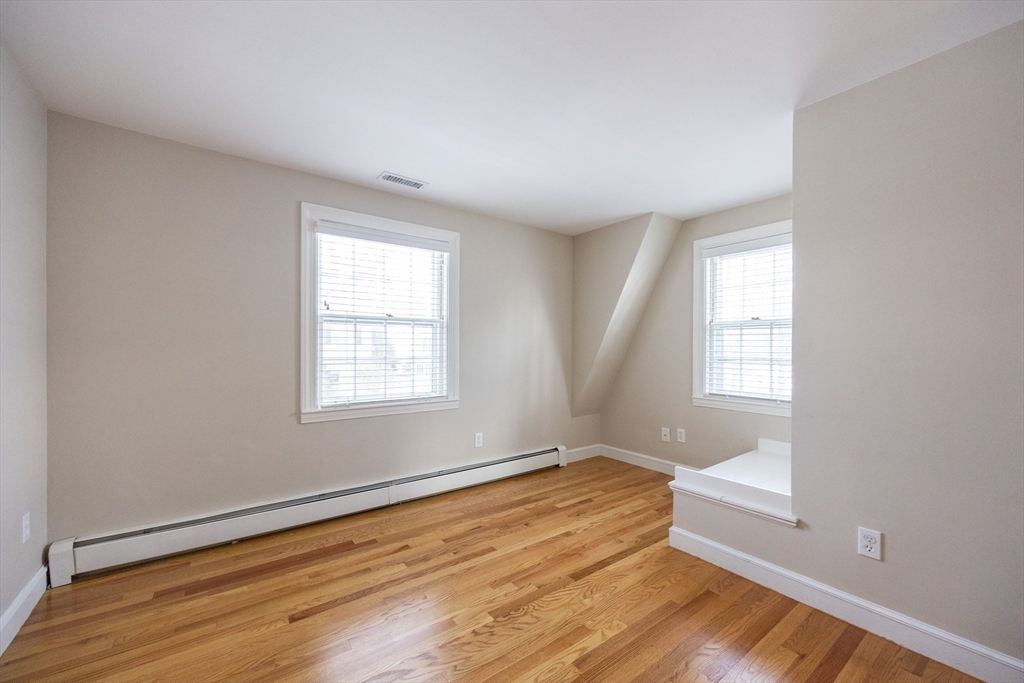 26 Gordon Road Needham, MA 02492 - Photo 20 of 33