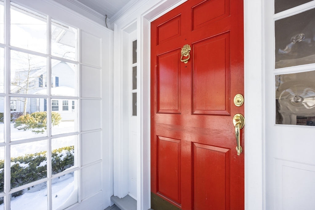 26 Gordon Road Needham, MA 02492 - Photo 5 of 33