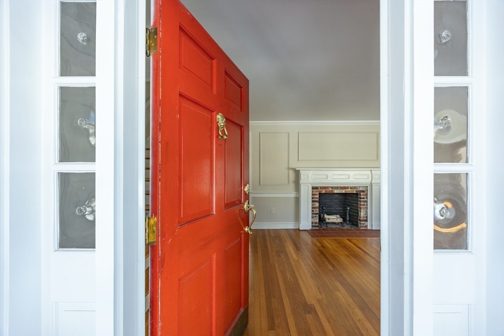 26 Gordon Road Needham, MA 02492 - Photo 6 of 33