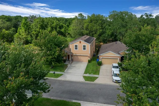 $425,000 | 5128 Grassy Knoll Drive, Tavares, FL 32778