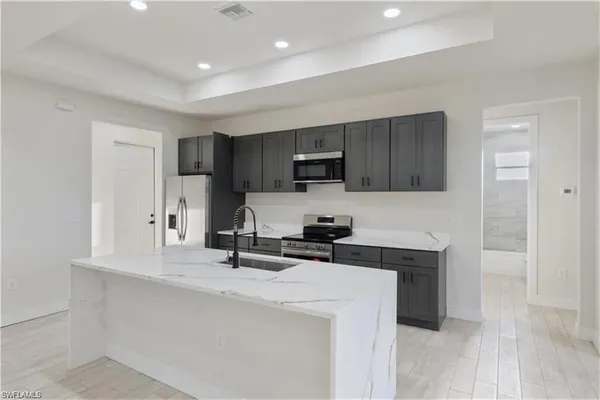 $2,350 | 3008 23rd Street Southwest, Lehigh Acres, FL 33976